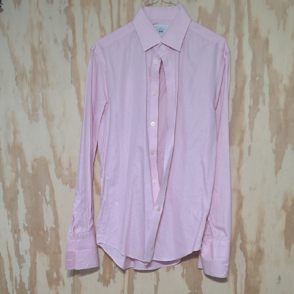 Elegant Light Pink Men's Dress Shirt